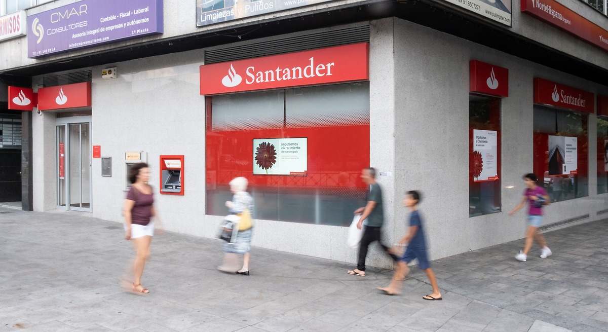 Banco Santander Resuelve Un Error Informatico Que Muestra Los Cobros.jpg