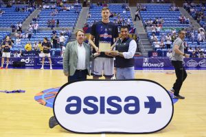Asisa Entrega El Premio Al Jugador Ms Saludable Del Obradoiro.jpg